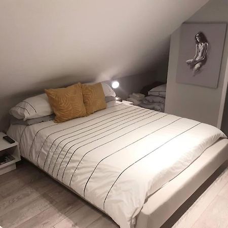The Contemporary Studio Bracknell Bagian luar foto