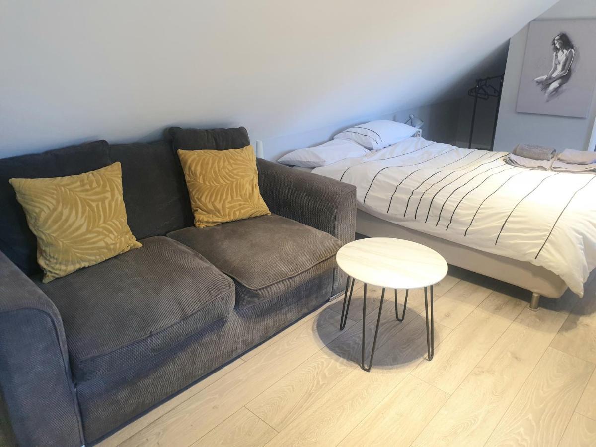 The Contemporary Studio Bracknell Bagian luar foto
